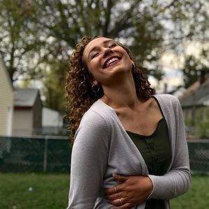 Meet your Posher, Lilyevangeline